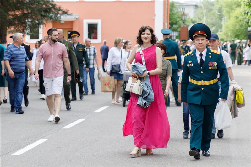 В Санкт-Петербурге вручили дипломы офицерам Росгвардии — выпускникам Военной академии материально-технического обеспечения Минобороны Российской Федерации