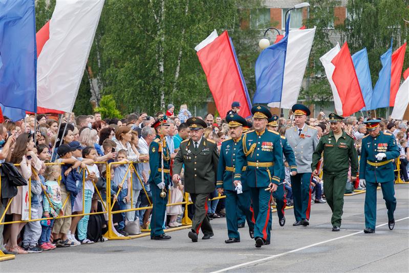 В Санкт-Петербурге вручили дипломы офицерам Росгвардии — выпускникам Военной академии материально-технического обеспечения Минобороны Российской Федерации