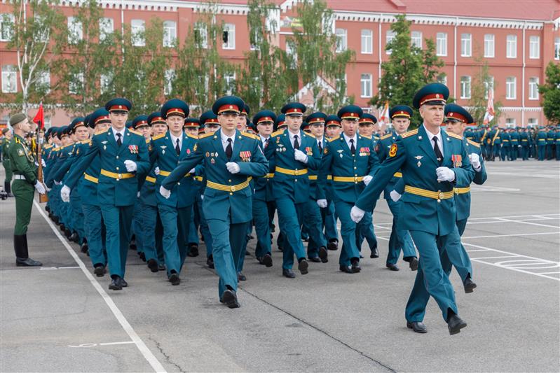 В Санкт-Петербурге вручили дипломы офицерам Росгвардии — выпускникам Военной академии материально-технического обеспечения Минобороны Российской Федерации