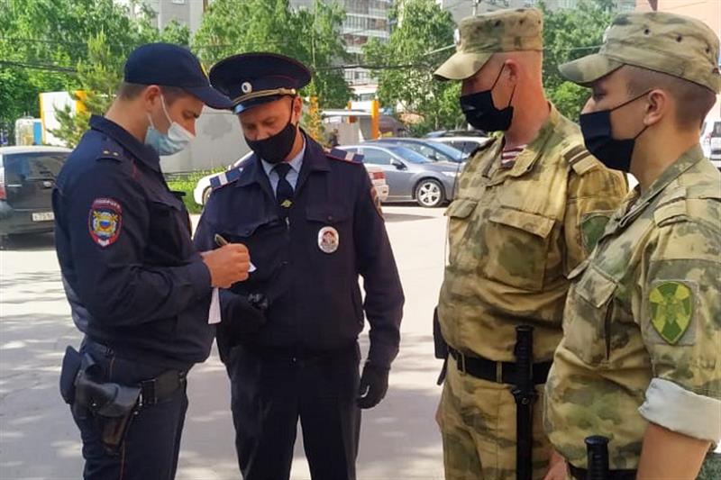 Военнослужащие Росгвардии успешно выполнили служебно-боевые задачи в рамках оперативно-профилактического мероприятия в Новосибирске