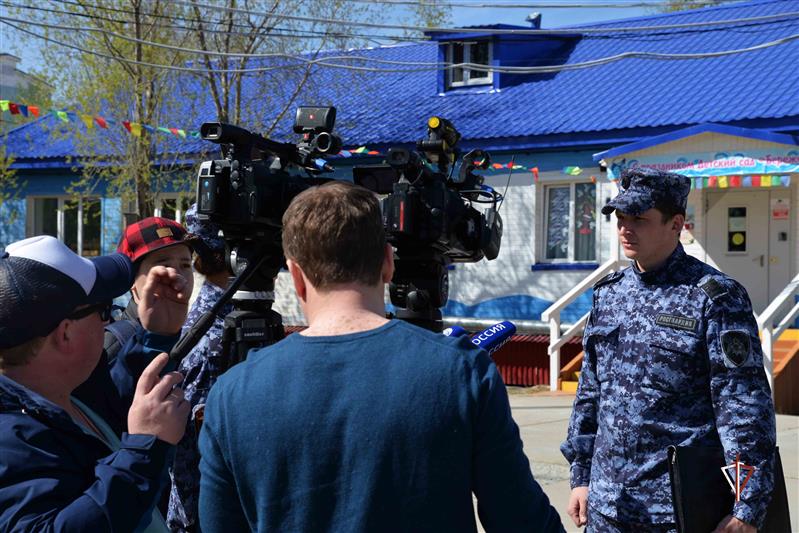 На Ямале журналисты понаблюдали за практической тренировкой сотрудников Росгвардии
