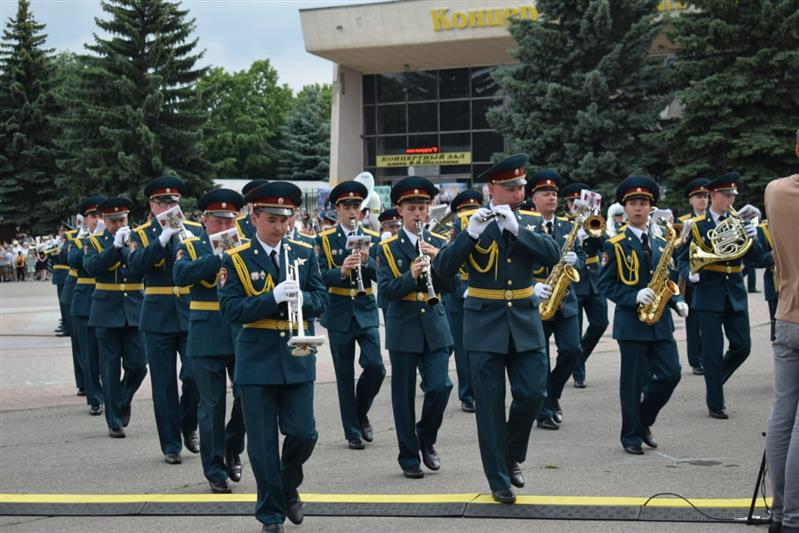 В Ессентуках стартовал всероссийский фестиваль военных оркестров Росгвардии