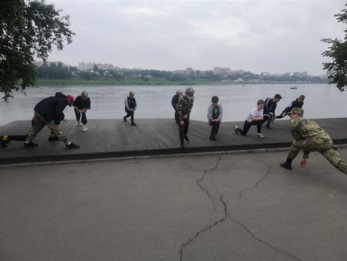 В регионах Сибирского федерального округа продолжается акция «Каникулы с Росгвардией»