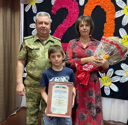 В Северо-Кавказском округе Росгвардии прошли праздничные мероприятия по случаю Дня защиты детей (фото)