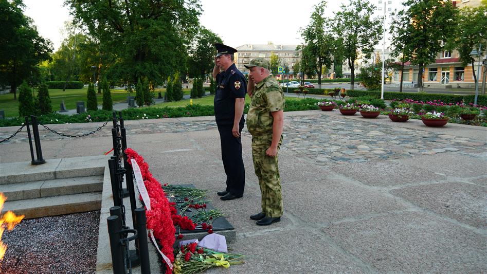 В Северо-Западном округе Росгвардии почтили память погибших в Великой Отечественной войне