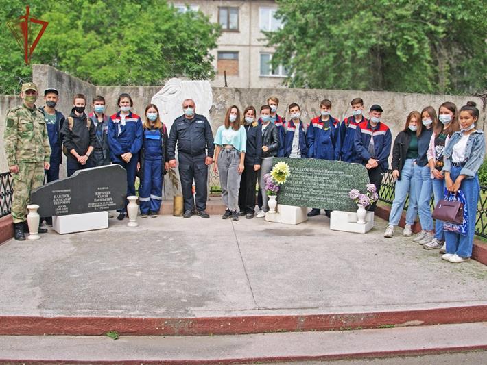 В регионах Сибирского федерального округа продолжается акция «Каникулы с Росгвардией»