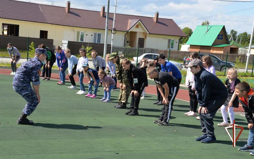 На Урале проходят мероприятия в рамках всероссийской акции «Каникулы с Росгвардией» (видео)