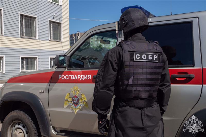 При содействии СОБР в Саратовской области задержан подозреваемый в незаконном обороте контрафактной продукции