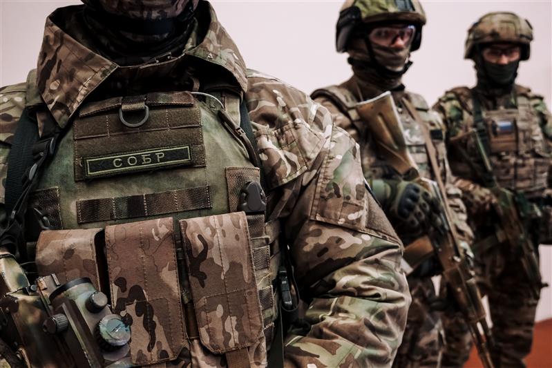 При содействии воронежского СОБР из незаконного оборота изъята партия поддельного алкоголя на сумму более 1 млн рублей