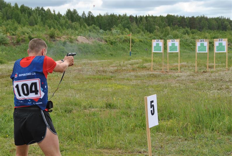 В Кировской области прошел чемпионат Приволжского округа  Росгвардии по служебному биатлону и легкоатлетическому кроссу