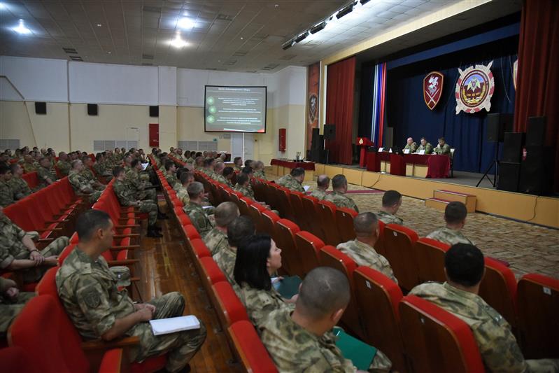 В грозненском соединении Росгвардии подведены итоги служебно-боевой деятельности за прошедшее полугодие 