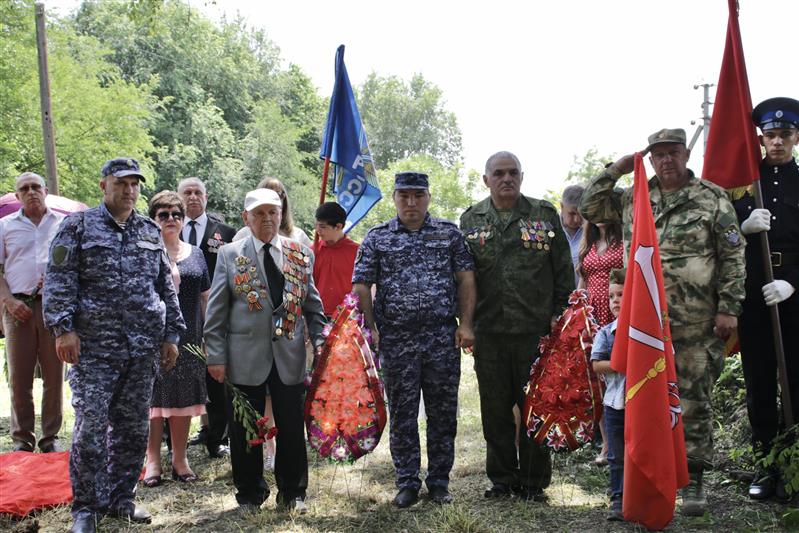 Росгвардейцы Кабардино-Балкарии приняли участие в акции «На страже памяти»