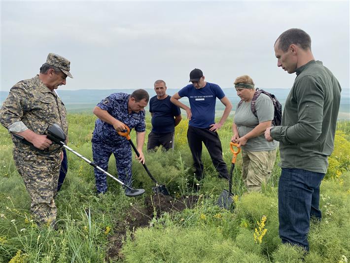 В Кабардино-Балкарии росгвардейцы приняли участие в поисках останков солдат Красной Армии, оборонявших Кавказ