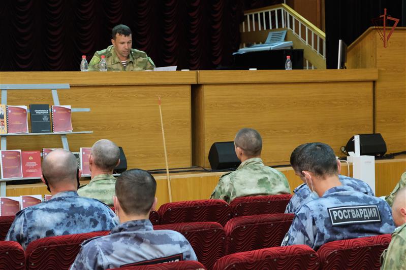   Учебно-методический сбор специалистов по физической подготовке и спорту Центрального округа Росгвардии прошел в Смоленске
