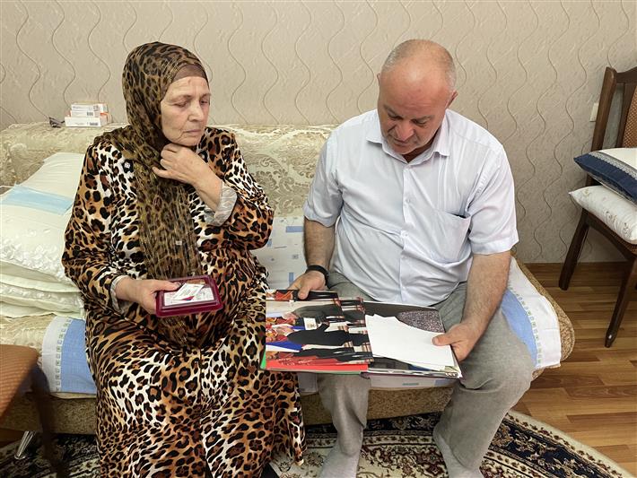В Ингушетии росгвардейцы навестили вдову ветерана Великой Отечественной войны
