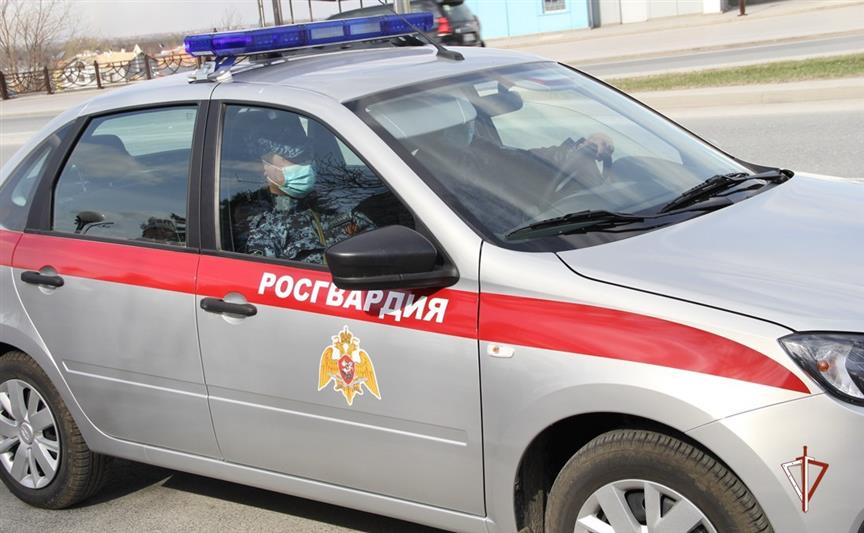 В Тюменской области сотрудники Росгвардии задержали четверых подозреваемых в преступлениях за сутки 