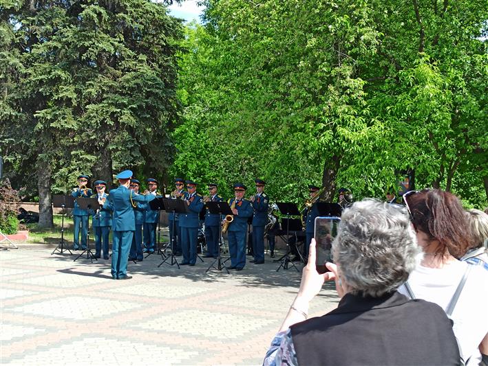 В Сибирском округе Росгвардии проходят тожественные мероприятия, посвящённые Дню России