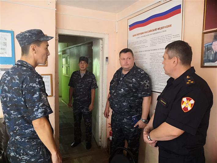 Начальник Управления Росгвардии по Астраханской области проверил подразделения тероргана