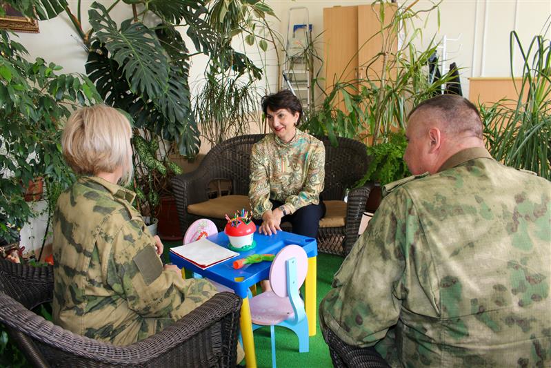 Сотрудники ставропольского ОМОН Росгвардии посетили подшефный дом ребенка     