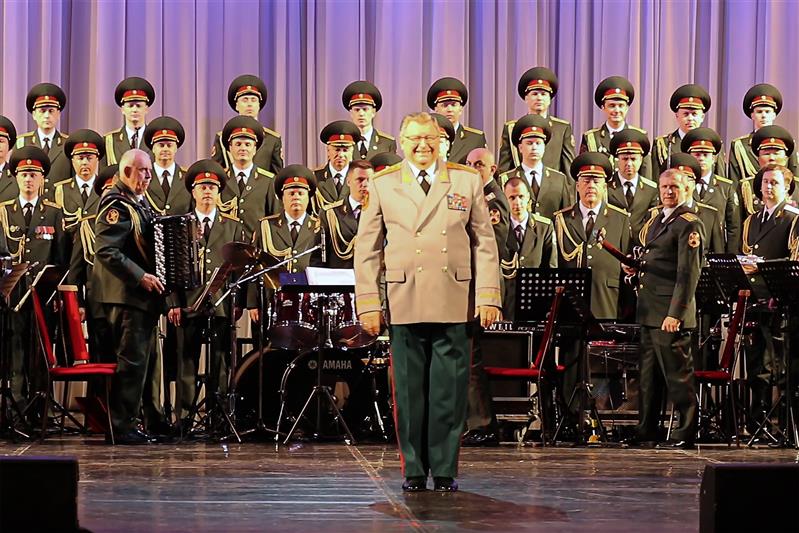 Академический ансамбль песни и пляски Росгвардии выступил в Краснодаре (видео)