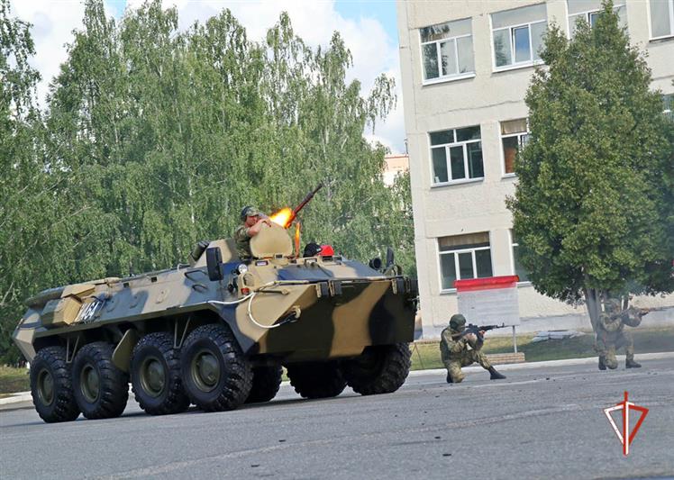 Снежинский полк Уральского округа Росгвардии отметил 65-летний юбилей (видео)