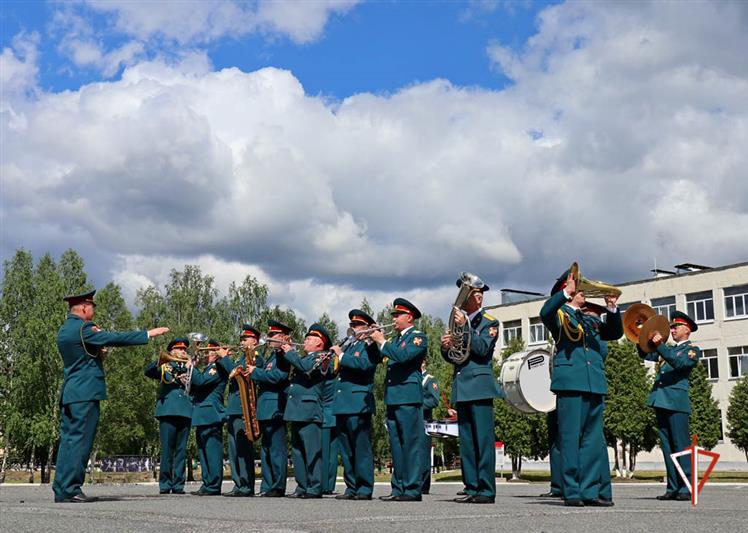 Снежинский полк Уральского округа Росгвардии отметил 65-летний юбилей (видео)