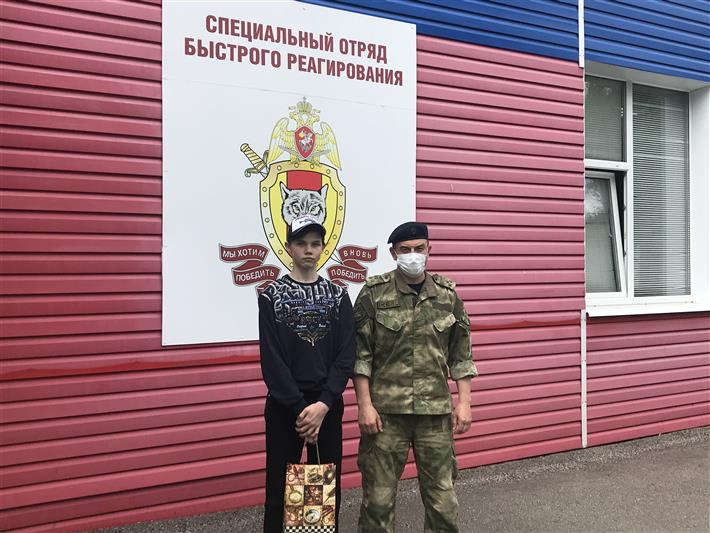 В День защиты детей тверские росгвардейцы исполнили мечту школьника