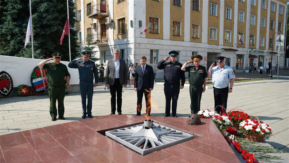 В Приволжье росгвардейцы приняли участие в акции «Свеча памяти»