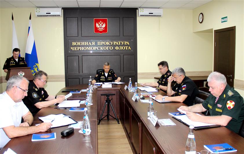 В Севастополе начальник тероргана Росгвардии принял участие в межведомственном совещании