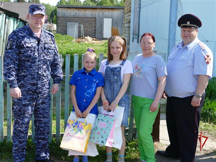 В Сибирском округе Росгвардии прошли мероприятия, посвящённые Дню защиты детей