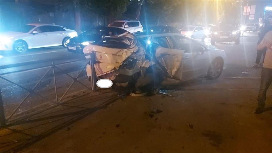 Росгвардейцы оказали помощь гражданам, пострадавшим в результате ДТП в Казани