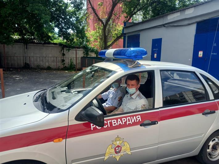 Сотрудники вневедомственной охраны в Белгородской области задержали  подозреваемого в угоне автомобиля 