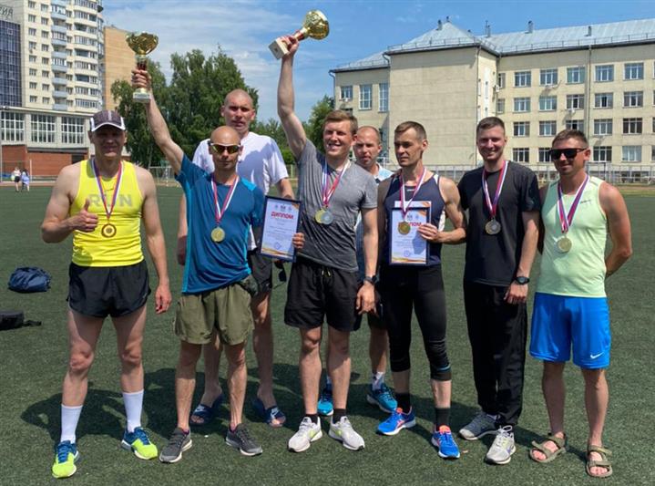 Команды Сибирского округа Росгвардии завоевали первые места в межведомственных соревнованиях по лёгкой атлетике