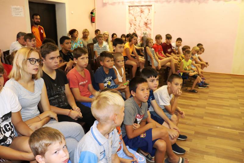 В Астрахани проходит ведомственная акция «Каникулы с Росгвардией»