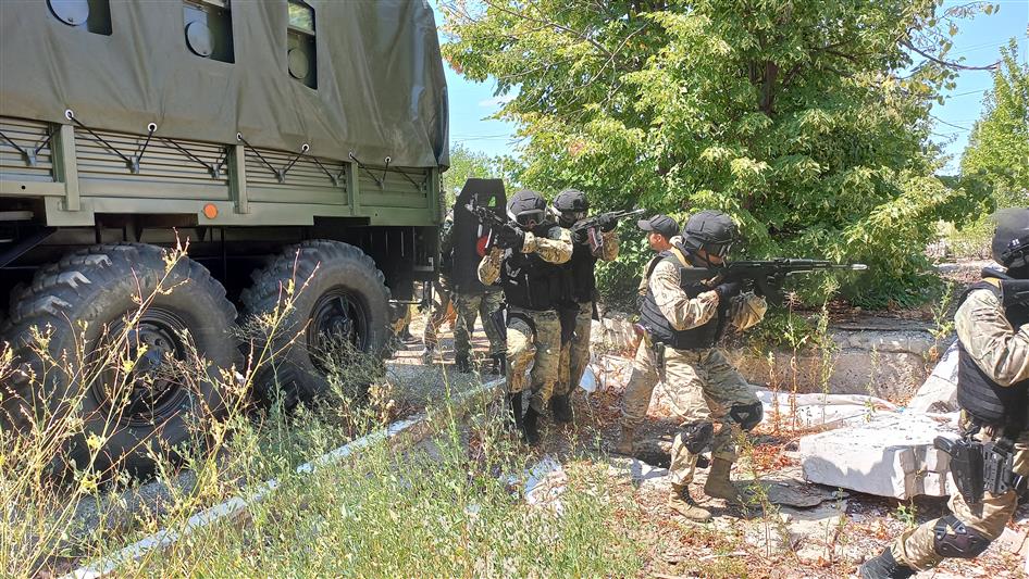 Росгвардейцы выполнили задачи тактического эпизода учения «Заслон - 2021» в Волгограде