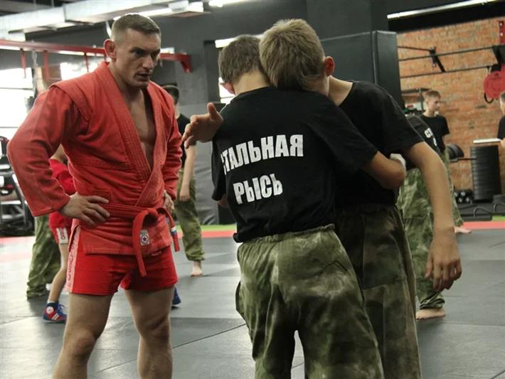 Кемеровские юнгвардейцы поучаствовали в чемпионской тренировке в поддержку олимпийцев