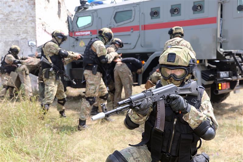 Генерал армии Виктор Золотов оценил действия военнослужащих и сотрудников ведомства в ходе завершающего этапа оперативно-стратегического учения «Заслон-2021»