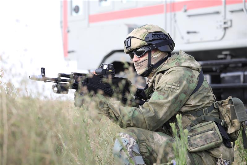 Генерал армии Виктор Золотов оценил действия военнослужащих и сотрудников ведомства в ходе завершающего этапа оперативно-стратегического учения «Заслон-2021»