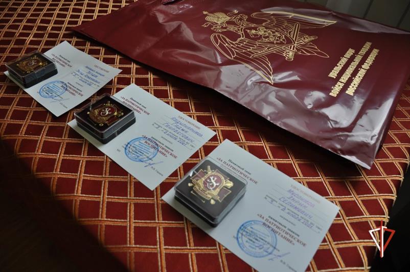 Представители Уральского округа награждены юбилейными медалями