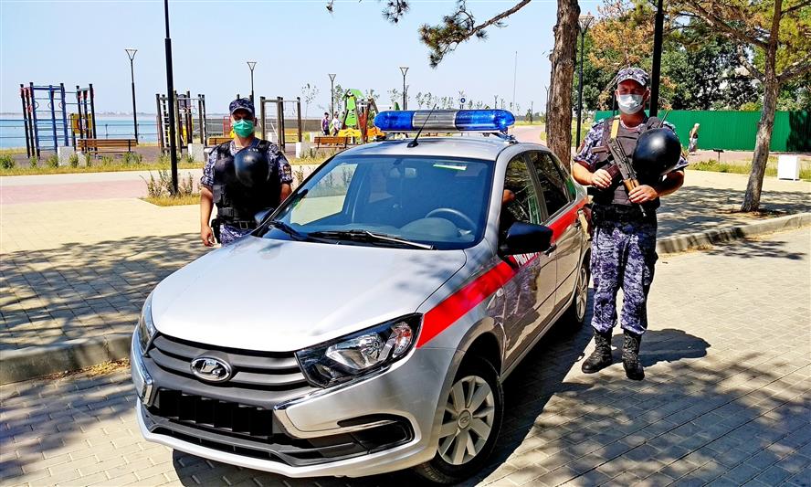 Росгвардейцы помогли жительнице Крыма найти её сына