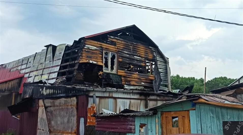 В Новосибирске сотрудники Росгвардии оповестили жильцов частного сектора о пожаре