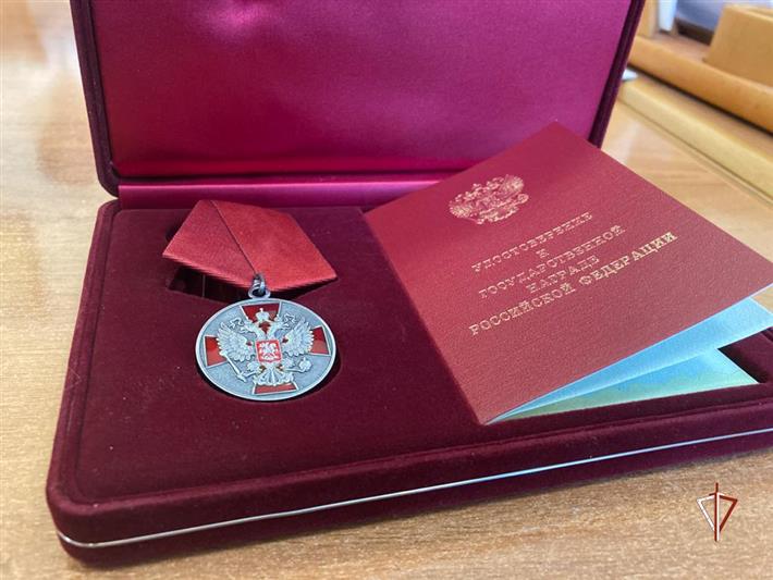 Командующий Уральским округом Росгвардии вручил государственные награды 