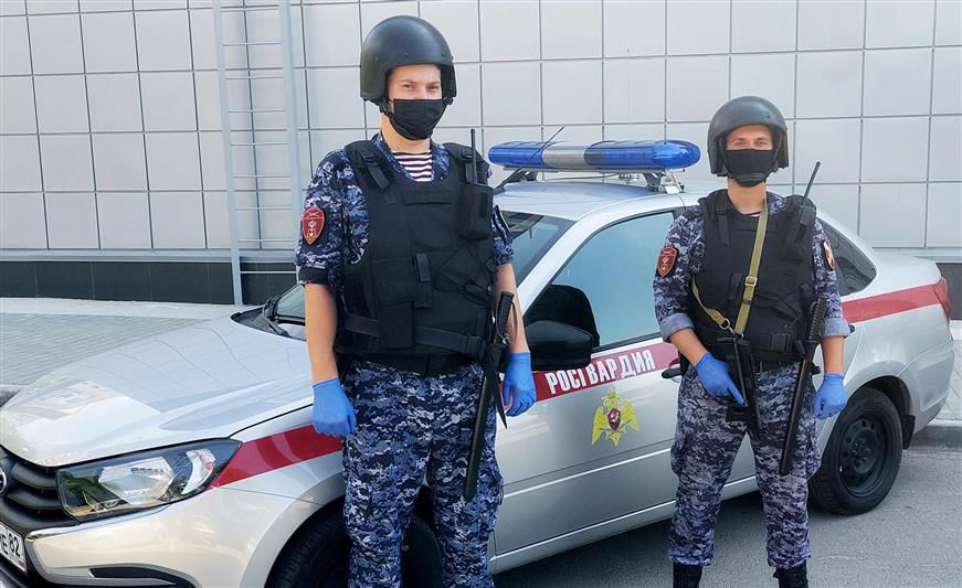 Крымские росгвардейцы пресекли противоправные действия в Евпатории