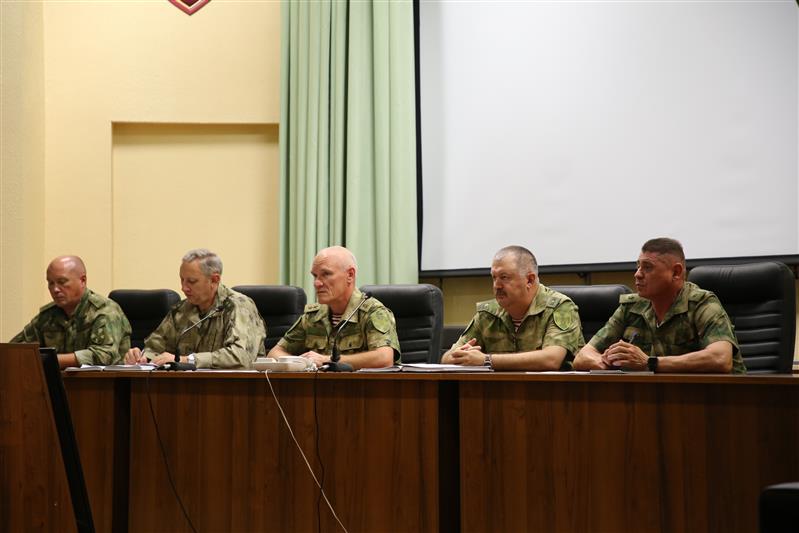На Северный Кавказ прибывают выпускники высших военных учебных заведений