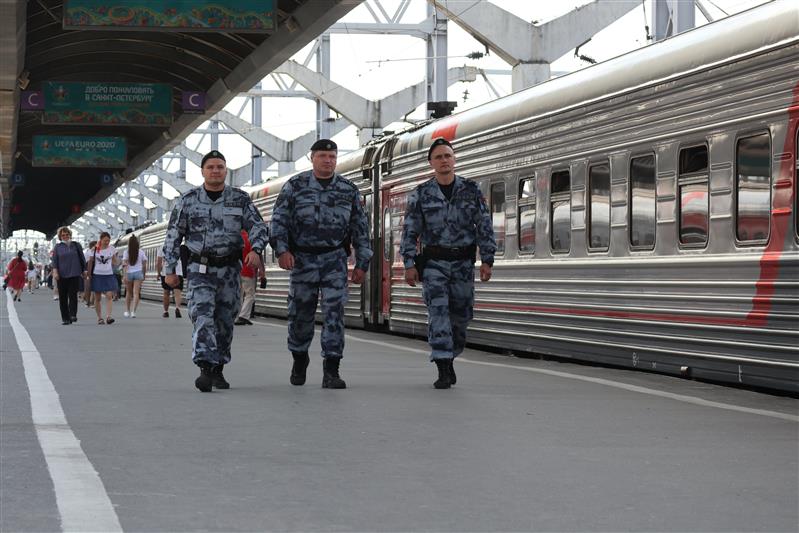 Росгвардия обеспечила безопасность Евро-2020 в Санкт-Петербурге