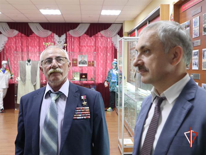 Представители Уральского округа награждены юбилейными медалями