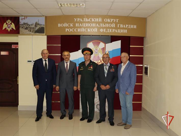 Представители Уральского округа награждены юбилейными медалями