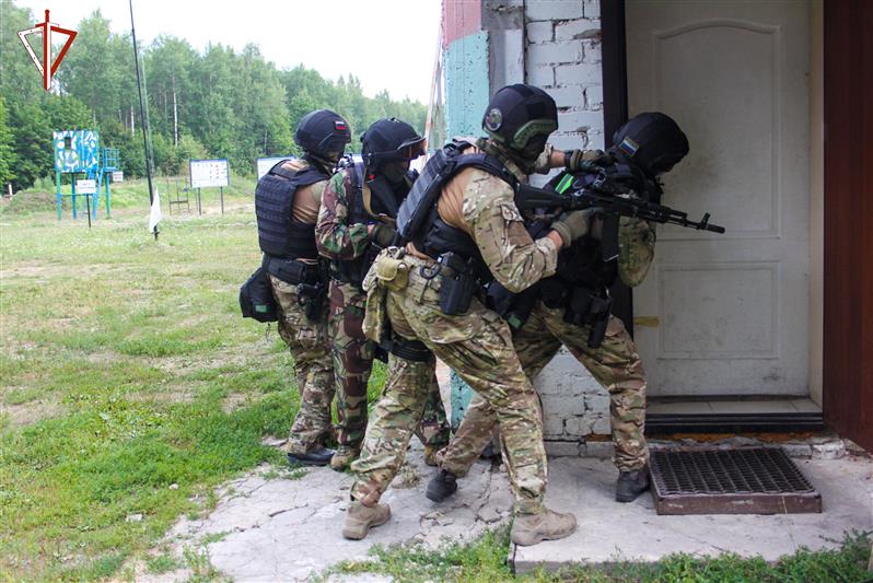 В Марий Эл с сотрудниками и военнослужащими Росгвардии проводятся тренировки в рамках оперативно-стратегического учения «Заслон - 2021» 