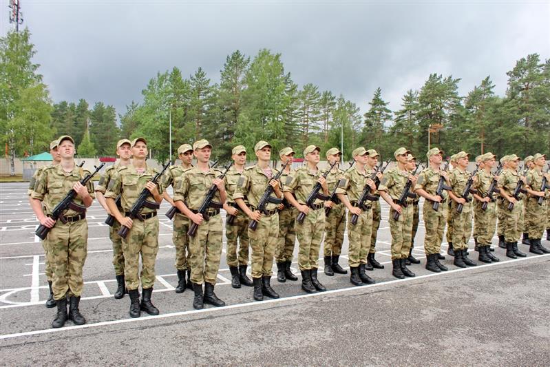 Военнослужащие приняли присягу в Центрах подготовки  Северо-Западного округа Росгвардии 
