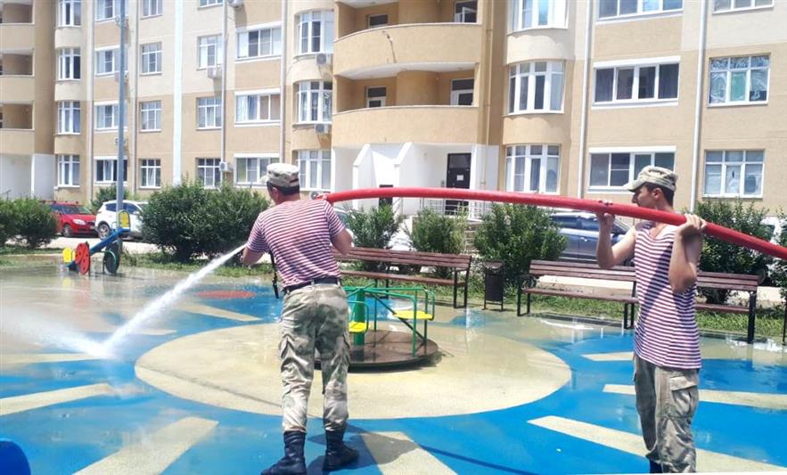 Росгвардейцы оказали помощь пострадавшим от наводнения жителям Сочи